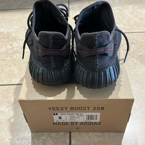 Yeezy Boost 350 v2 black non reflective